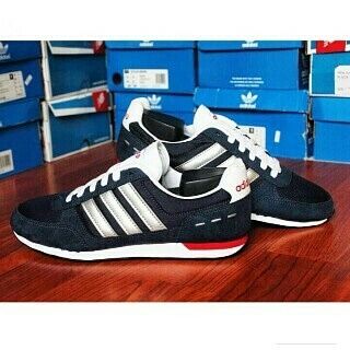 {keywor d} adidas neo 42