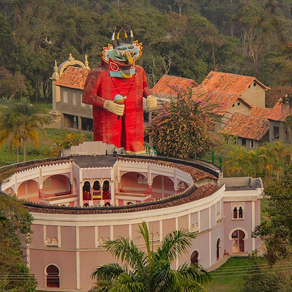 Venezuela de Antier on Instagram: “La Venezuela de Antier les espera este fin de semana para ofrecerles un recorrido inolvidable por nuestro país, su historia y arquitectura…” Mansions, House Styles, Instagram, Home Decor, Countries, Venezuela, Historia, Architecture, Decoration Home