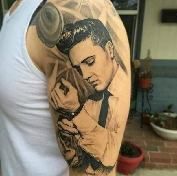 Liebe dieses tattoo... Ein geschmackvolles einer der könig.