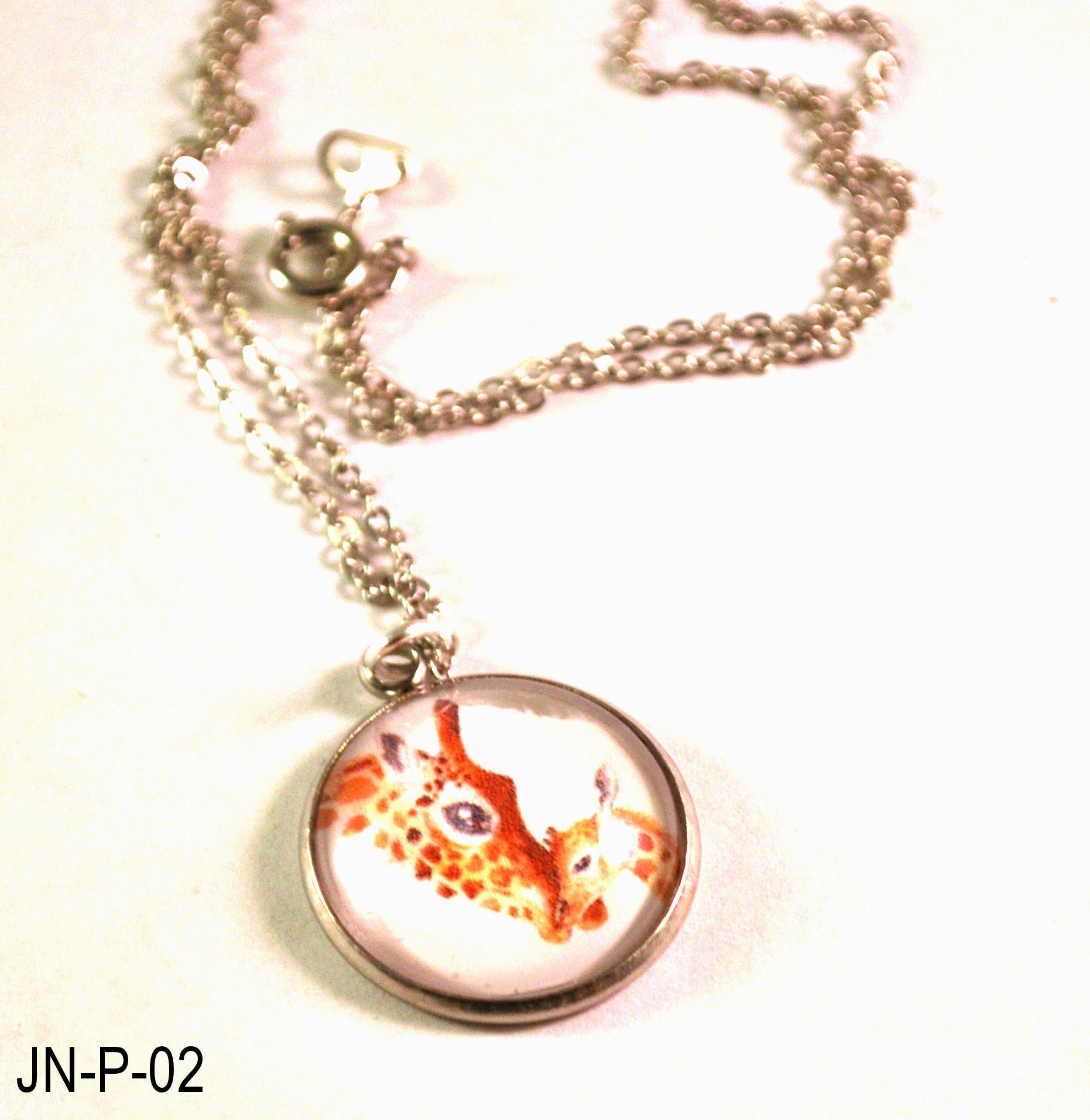 silvertone mother and baby giraffe pendant