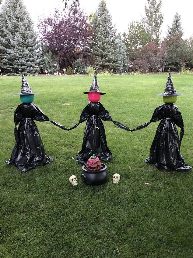 How To Make An Easy Halloween Witch | Diy halloween decorations ...