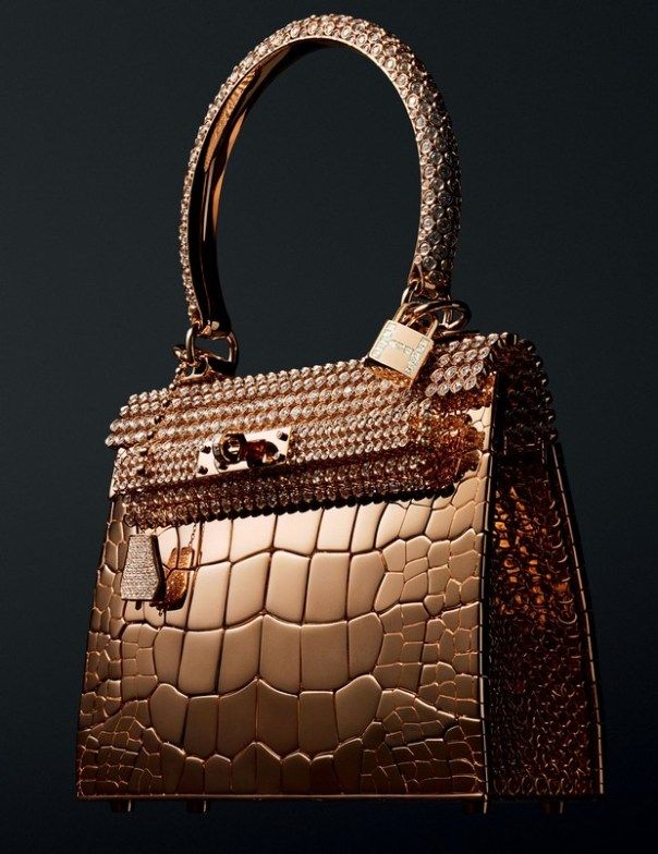 Bolso Birkin De Oro Adornado Con Diamantes Del Diseñador