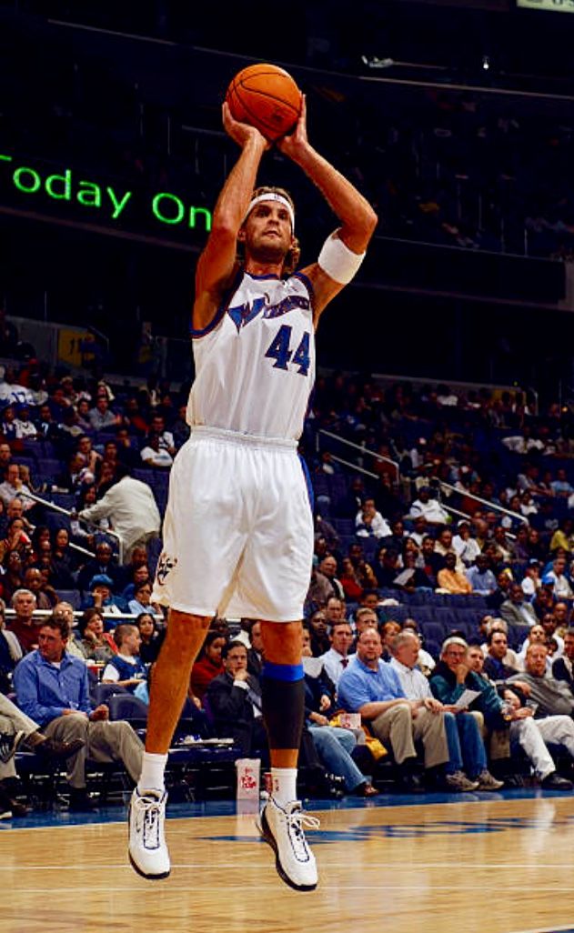 Pin by Jeff Sawyer on LAETTNER | Basketball court ...