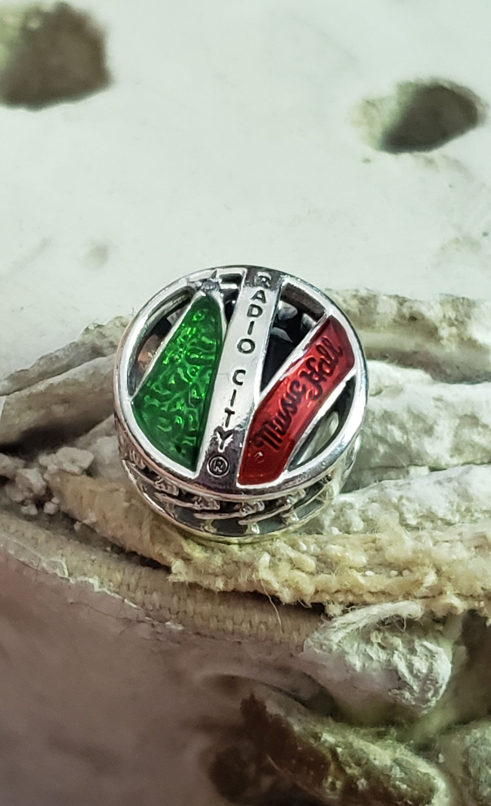 Authentic Pandora Radio City Music Hall Charm Red Green Enamel Etsy Pandora Christmas Charms Pandora Radio Pandora Anniversary Charm Authentic Pandora Radio City Music Hall Charm Red Green Enamel Etsy Pandora Christmas Charms Pandora Radio Pandora Anniversary Charm