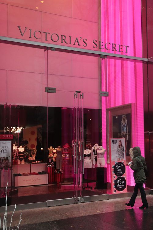 Victoria S Secret Wurde Verkauft In 2020 Victoria S Secret Victoria Schone Tumblr Bilder