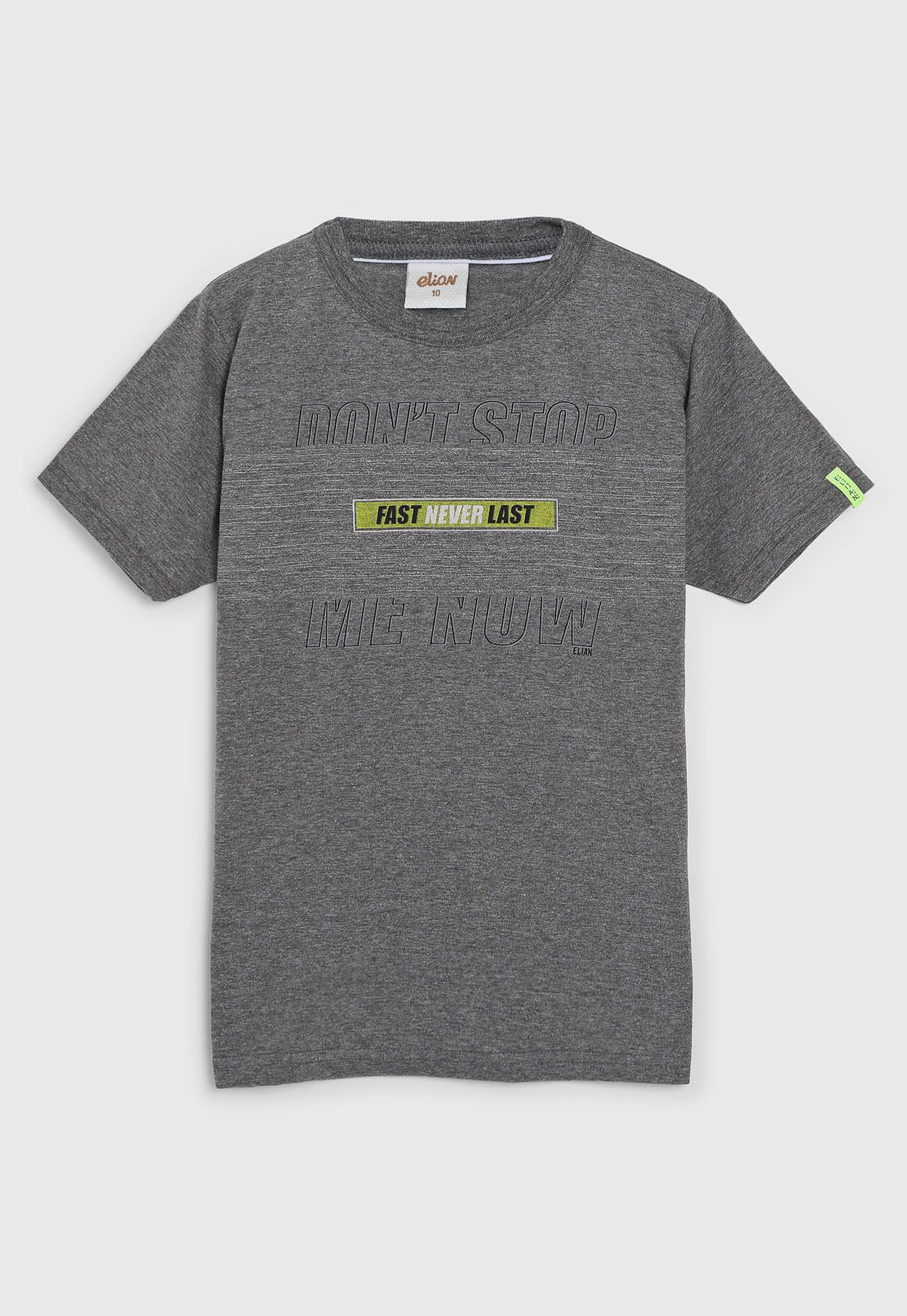Camiseta Elian Infantil Lettering CinzaGola: RedondaManga: CurtaTecido: MalhaCaracterísticas: Tecido mesclado apresentando tons de cinzaSobre a marca: Perfeita para vestir as crianças com muito estilo e criatividade! Polo Shirt, T Shirt, Polo Ralph Lauren, Mens Graphic, Mens Tops, Products, Fashion, Shades, Pith Perfect