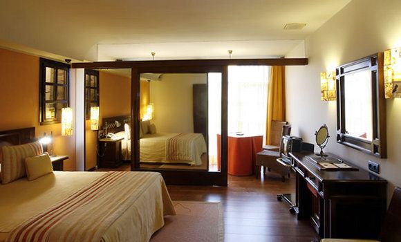 La Rectoral Antigua Casa Parroquial Asturiana Reformada Para Crear 18 Habitaciones De Estilo Rústico Pero Con Taramundi Habitaciones De Estilo Rústico Hotel