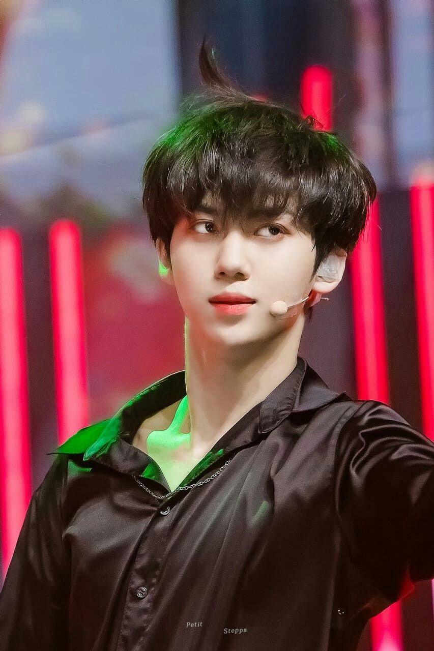hwang yunseong tiny dancer my boyfriend boy groups hwang yunseong tiny dancer my boyfriend boy groups