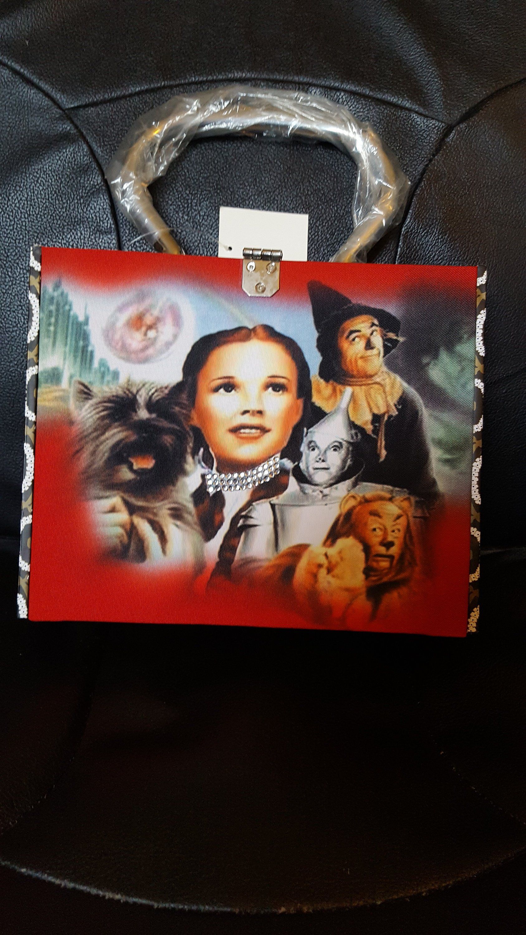 FREE Pair of Earrings or Keychain wMarilyn Monroe Cigar Box Purse