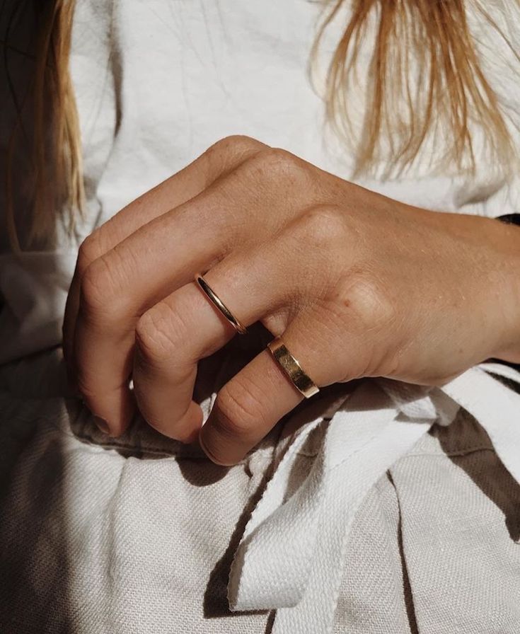 Handgemachte minimalistische Ringe - Handgemachte minimalistische Ringe Das sch...