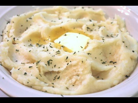 Looking for the creamiest mashed potatoes recipe? This classic side