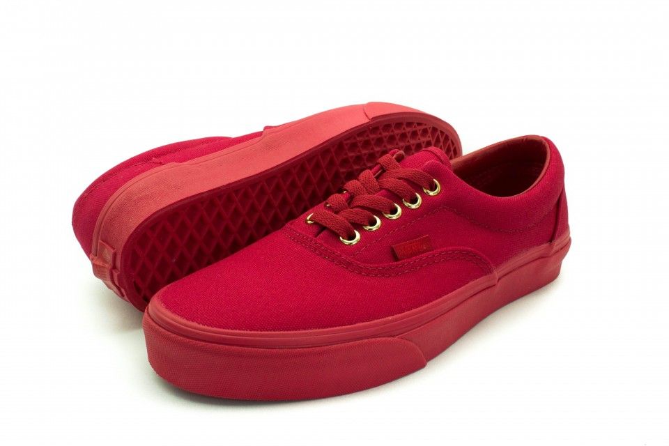 vans era crimson red