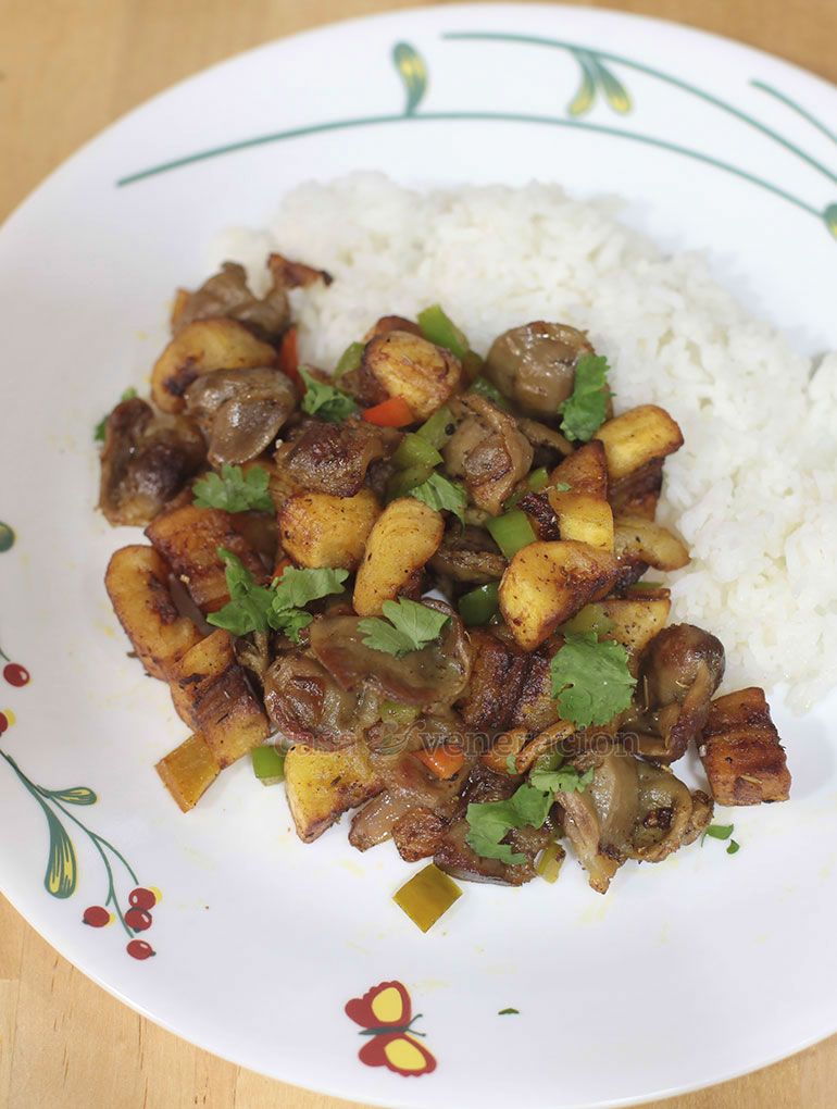 chicken gizzards and saba banana stir fry recipe what s for chicken gizzards and saba banana stir fry recipe what s for dinner pinterest chicken gizzards boil chicken and stirfry recipe
