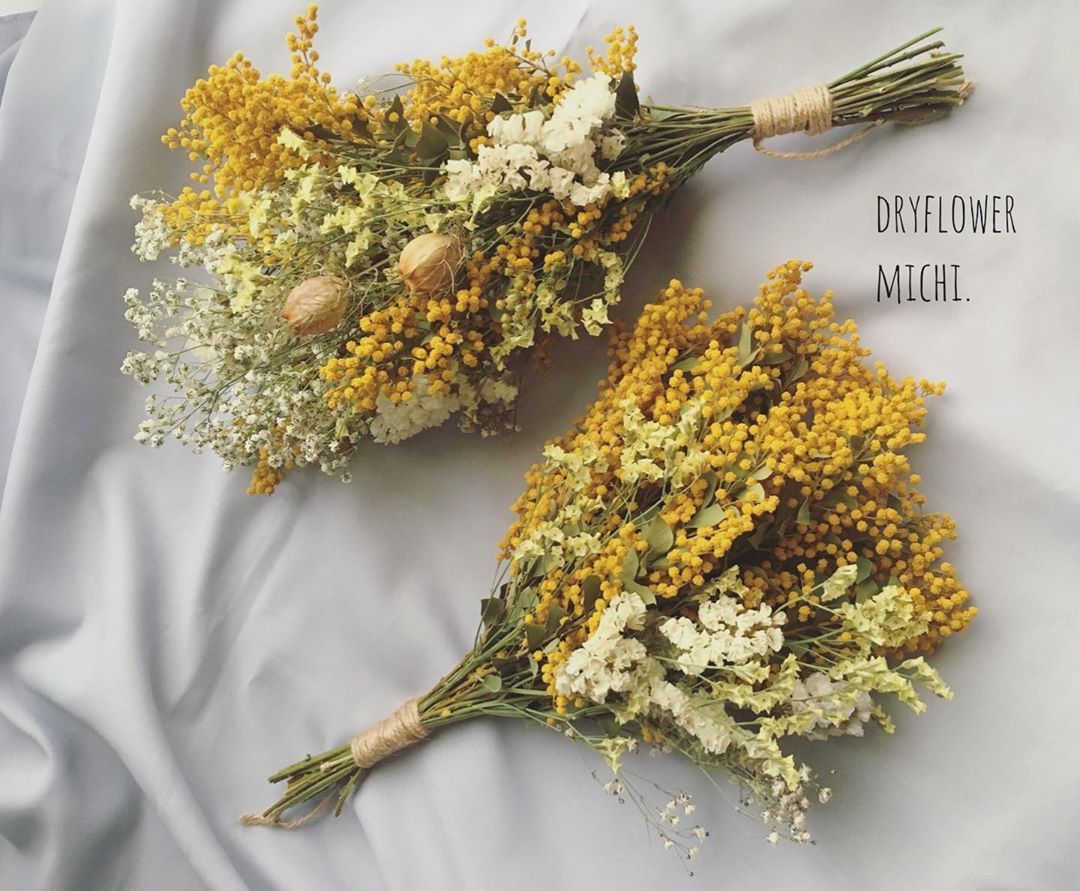 dryflower michi on instagram ミモザスワッグ 今期 ラストです 三角の葉っぱが かわいい 5月12日 日 つなぐ エミフル松前 エミフルコート 10 00 17 00 11 12日と2日間開催 ドライフラワー ミモザ スワッグ 葉っぱ