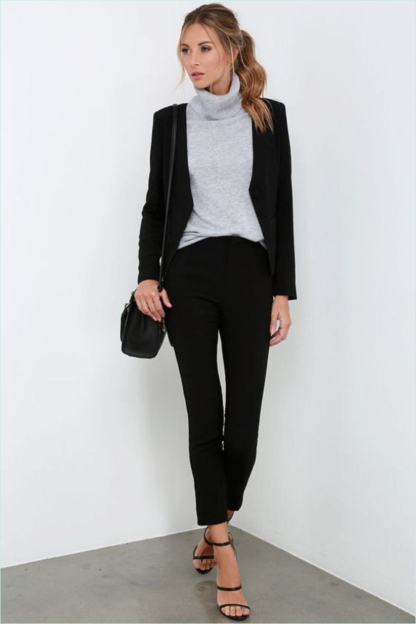 38 Business Casual Hairstyles for Women 2019 #businesscasualoutfitsforwomen
