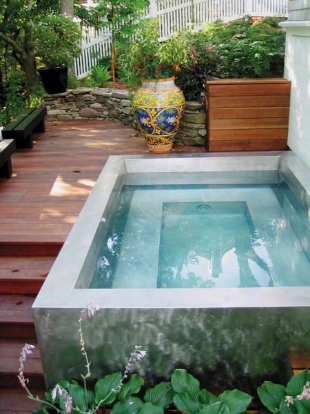 Gorgeous 60 Stylish Backyard Hot Tubs Decoration Ideas Https Homstuff Com 2017 06 16 60 Stylish Bac Small Backyard Design Small Backyard Pools Backyard Pool