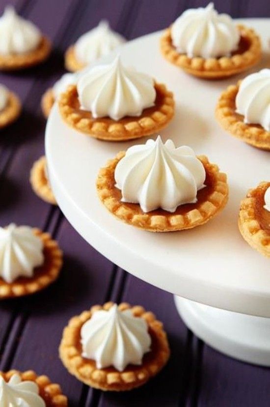 Fall Wedding food ideas Mini Pumpkin Pies for autumn wedding
