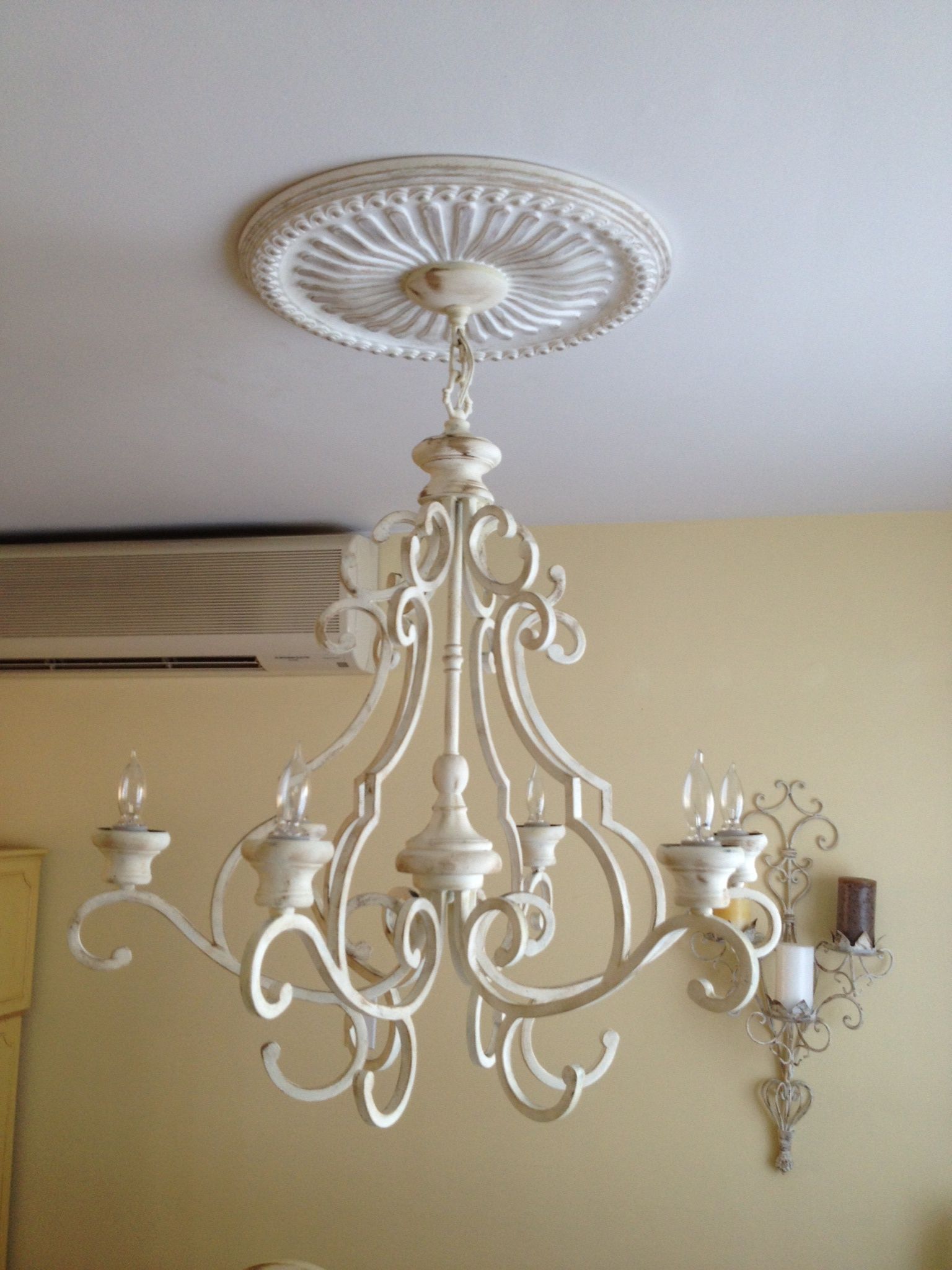 How To Paint A Chandelier With Chalk Easy Craft Ideas How To Paint A Chandelier With Chalk