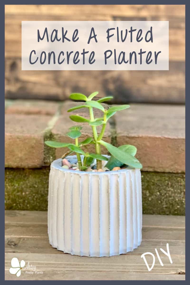 Diy Concrete Planters, Concrete Diy Projects, Cement Garden, Cement Diy, Cement Crafts, Diy Clay Crafts, Diy Planters, Decor Crafts, Easy Crafts