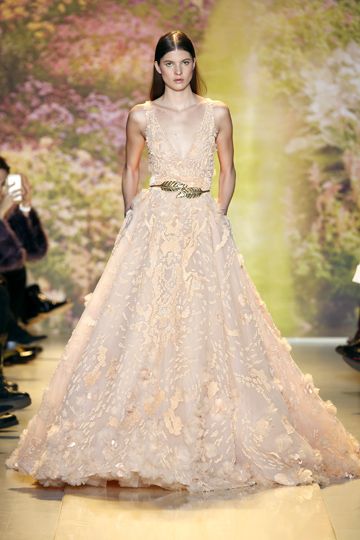 encajes y color salmón | inspiración alta costura para novias deluxe