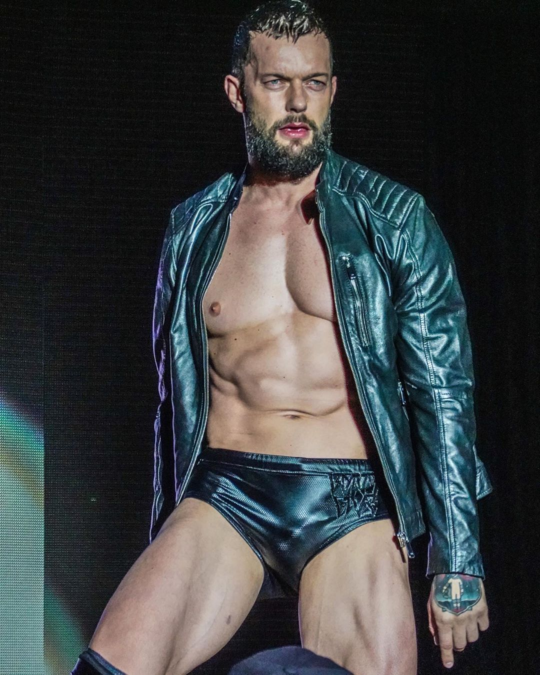 js_photography84 Hey everyone! Here’s some more older photos of mine Enjoy 🤙🏻 Twitter - JPhotograph84 for them! 📸 #WWE #WWELive #WWERaw #WWESDLive #SDLive #WWEUniverse #WWENetwork #WWESmackdown #smackdownlive #raw #rawlive #NXT #NXTLive #WWENXT #NXTonUSA #ProWrestling #wrestlingphotography #photographer #photography #PhotoOfTheDay #SmackdownOnFox #WWETheBump #WWEBackstage #NXTTakeOver #Like #Repost #Follow #InstaPhoto