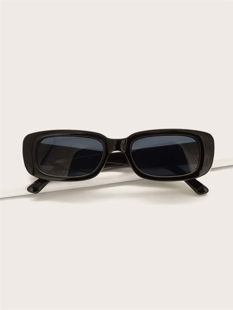 - 𝑬𝒖 𝒆𝒔𝒕𝒐𝒖 𝒂𝒒𝒖𝒊 - 𝑬𝒖 𝒏𝒖𝒏𝒄𝒂 𝒗𝒐𝒖 𝒅𝒆𝒊𝒙𝒂𝒓 ?… #fanfic # Fanfic # amreading # books # wattpad Cute Sunglasses, Sunnies, Sunglasses Women, Vintage Sunglasses, Gucci Sunglasses, Polarized Sunglasses, Cat Eye Sunglasses, Accessory Inspo, Lunette Style