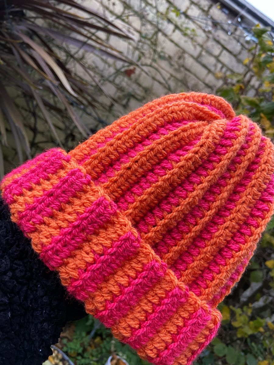 Handmade crochet beanie, made with Aran yarn in up to 71 colours! Perfect for adding a pop of colour to your winter wardrobe! #crochet #crochetbeanie #beanie #handmade #handmadecrochet #shopsmall #winterfashion #crochethat Diy Crochet Projects, Yarn Projects, Crochet Crafts, Handmade Crochet, Knitting Projects, Sewing Projects, Modern Crochet, Crochet Fashion Patterns, Knitting Patterns