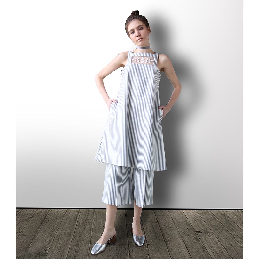 Hipicon Mirimalist Light Elbise Ürün Fiyat ve Modellerini İnceleyebilir Satın Alabilirsiniz. Urban Chic Fashion, Light Dress, 3d Printing Technology, Buy Lights, Chic Style, Plant Based, Designer Dresses, Comfort Fit, Slip Dress