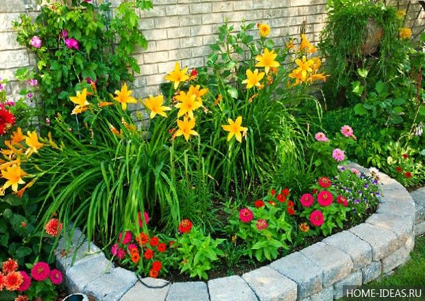 Идеи для сада своими руками ТОП 10 поделок 50 фото Small Front Yard Landscaping Flower Gardens Garden Edging Front Yard Landscaping, Small Flower Garden Design Ideas