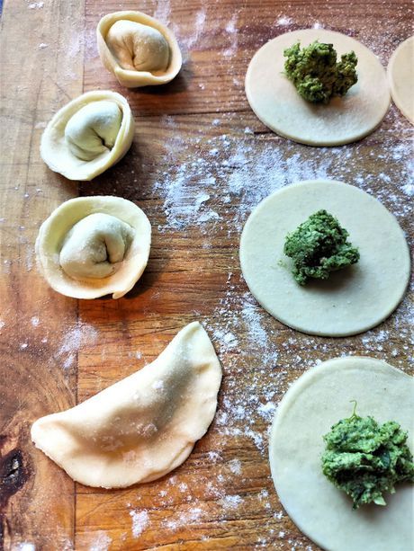 Tortellini selber machen: Rezept für gefüllte Pasta - Utopia.de