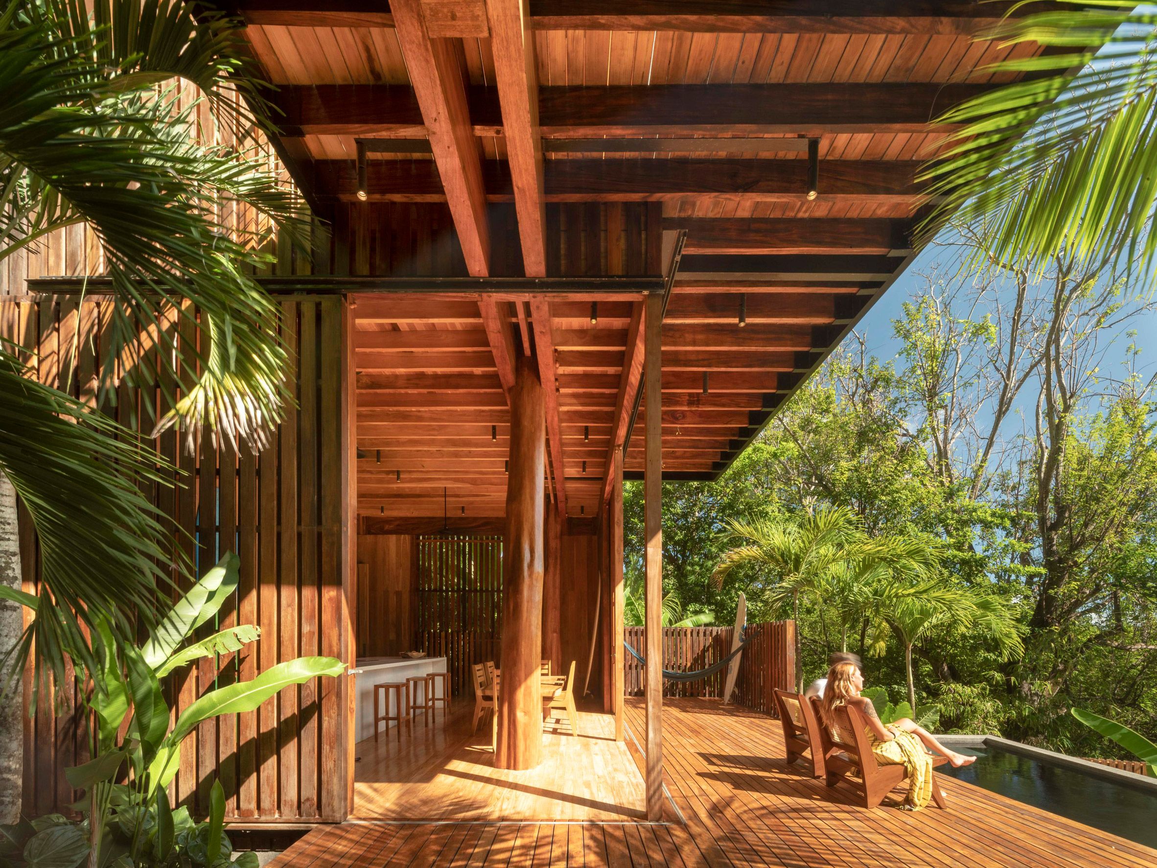 Olson Kundig Designs Costa Rica Treehouse To Tread Lightly On The Earth olson-kundig-designs-costa-rica-treehouse-to-tread-lightly-on-the-earth