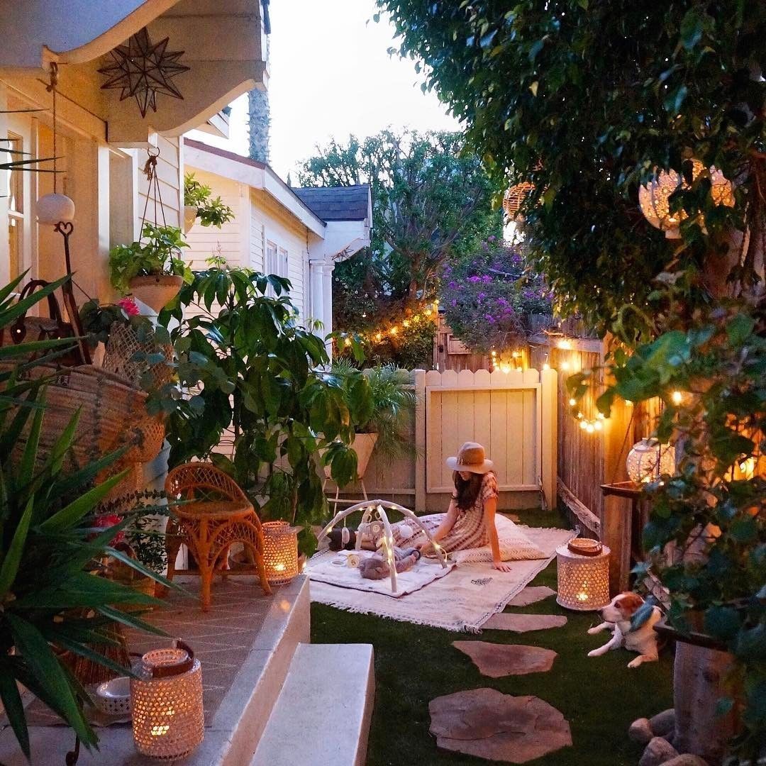 43 Cute Backyard Space You'll Love (With images ... 43 Cute Backyard Space You'll Love (With images ... on Cute Small Backyard Ideas id=48570