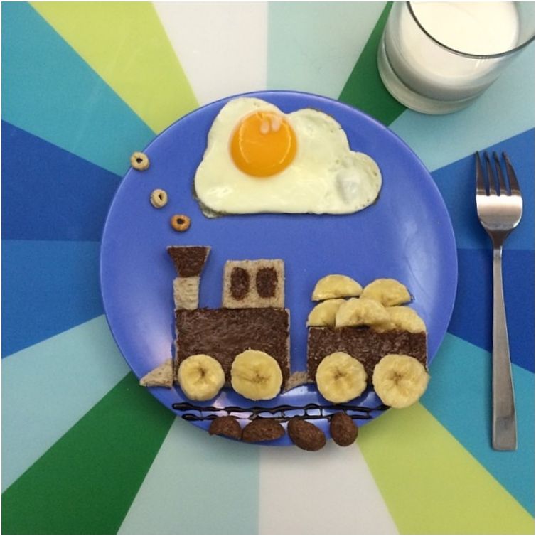 20 Fun Ways To Make Your Kids Sunny Side Eggs For Breakfast
