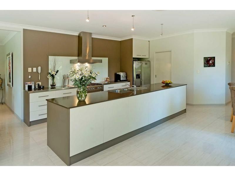 Kitchen Design Ideas Photos And Kitchens Kitchen Design Ideas