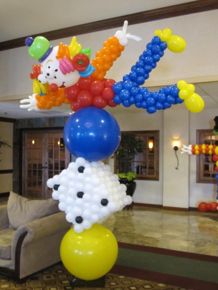 Modelling Balloons Qualatex Clown Birthday Party Circus FunFair Parade Kids