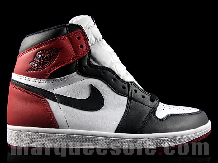 2016 jordan 1 black toe