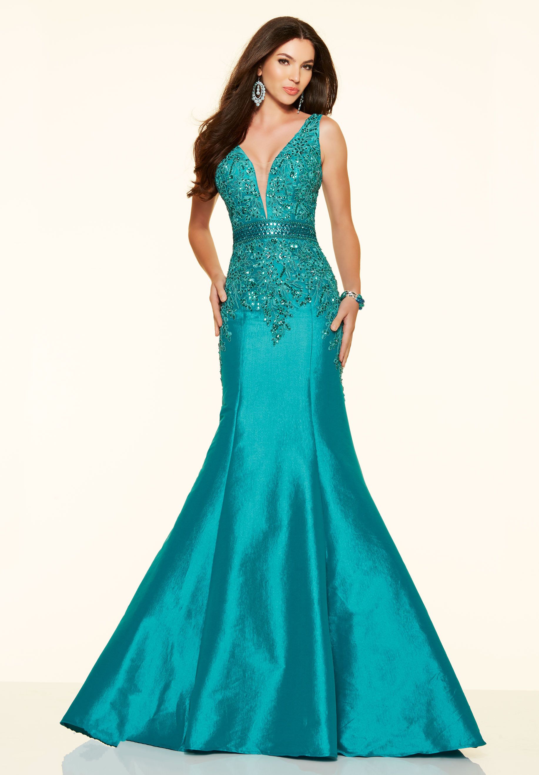 Taffeta Mermaid Trumpet V-Neck Dress