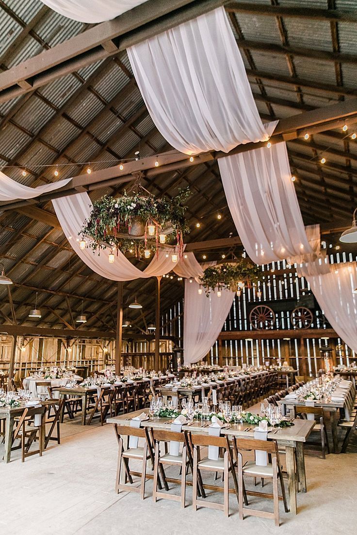 White Barn Edna Valley Wedding - rusitkal elegante Scheunenhochzeit l Hochzeit S...