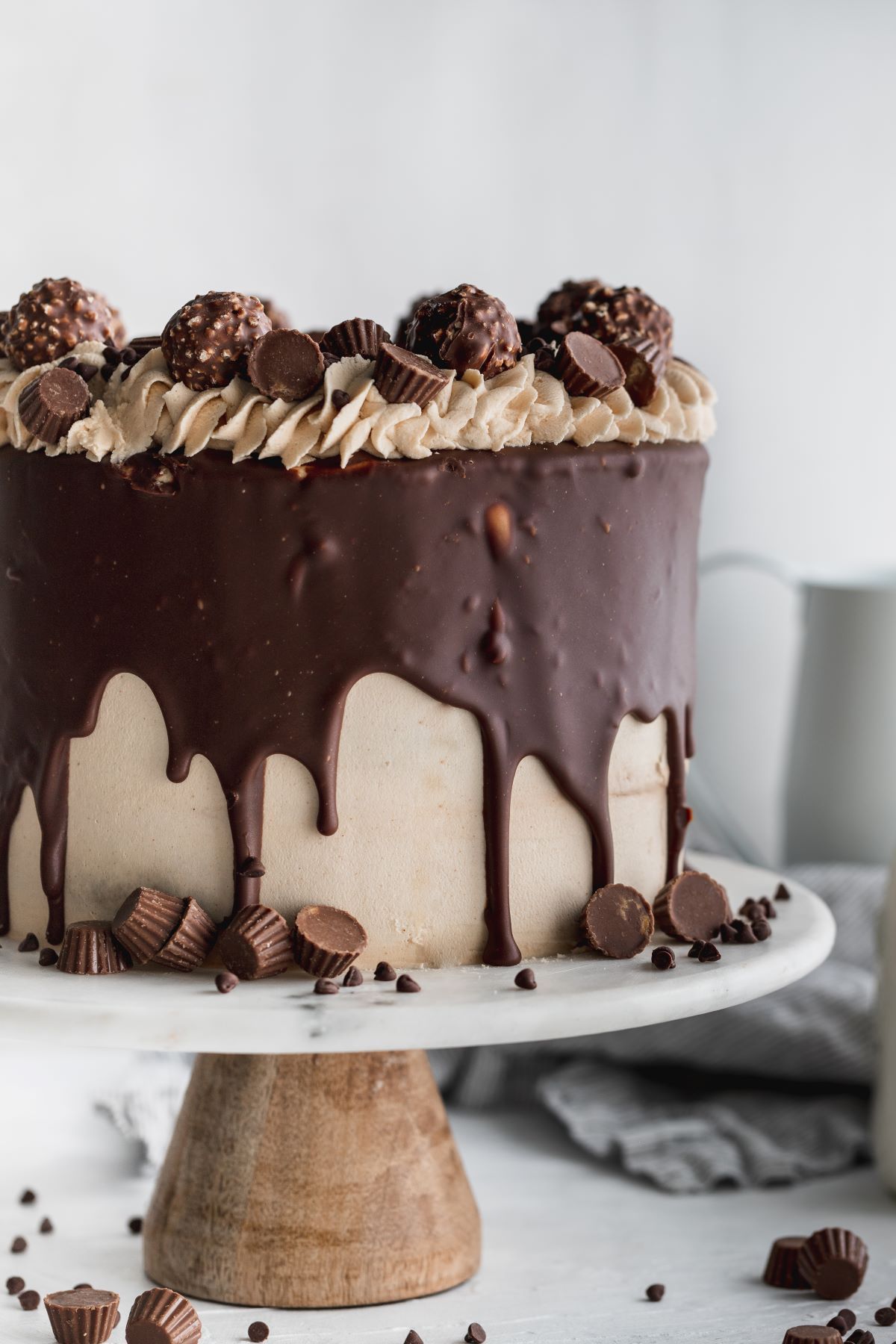 Nutella and Peanut Butter Cake | Stephanies Sweet Treats | Stephanie Rut Nutella Ganache, Chocolate Hazelnut Cake, Chocolate Peanut Butter, Chocolate Heaven, Nutella Birthday Cake, Birthday Cake Recipe, Peanut Butter Birthday Cake, Easter Desserts Recipes, Dessert Recipes Easy