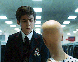 tuagifs: “☂️ the umbrella academy: “number five + smiling (part two) ” ” | Umbrella, Under my umbrella, Academy