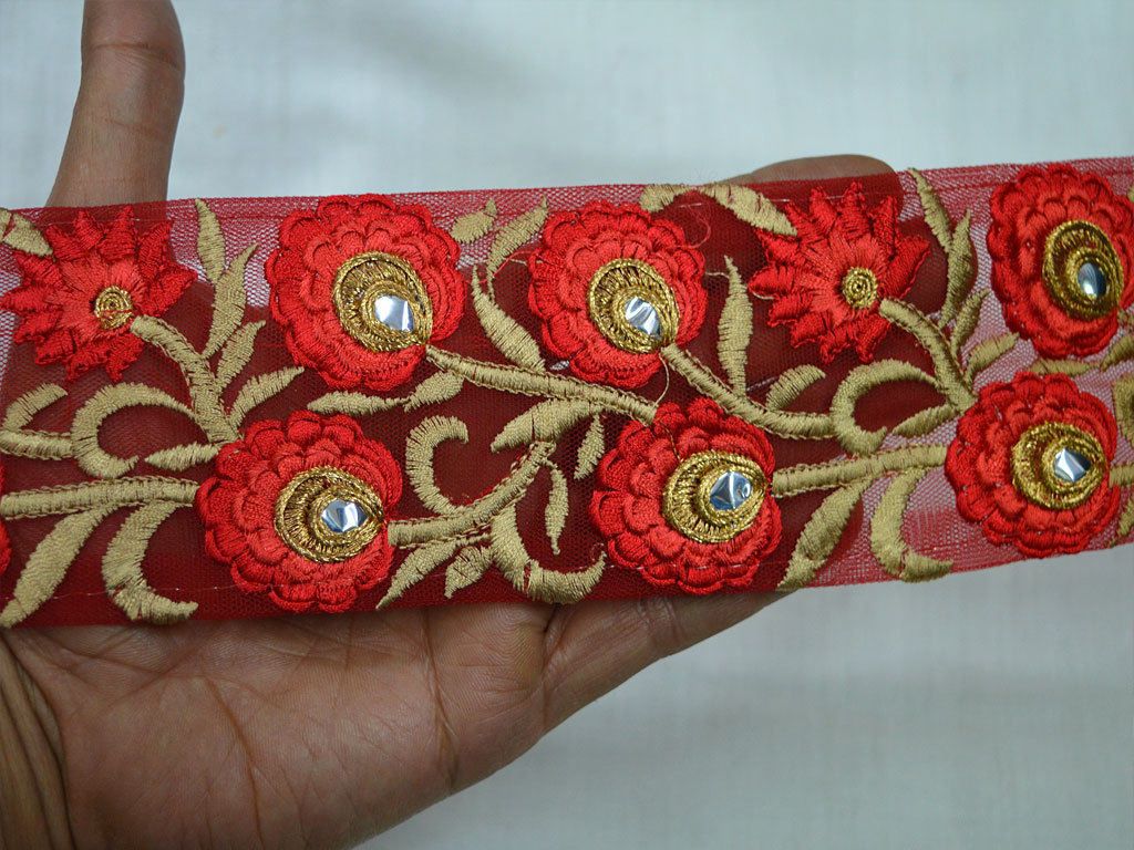Wholesale Embroidery Sequins Sari Border Indian Laces and Trim By 9 Yard Trimming Paisley Sewing Costume Lace Fashion trim Net Fabric Border