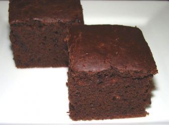 Tojásmentes kakaós piskóta recept: Vanília pudinggal is lehet enni, de nagyon finom lekvárral is. És másnap is nagyon finom ki nem száradó sütemény! Persze különböző sütemények piskótájaként is felhasználhatod. ;) http://aprosef.hu/tojasmentes_kakaos_piskota Vegan Recipes Healthy, Paleo, Cupcake Muffins, Cupcakes, Baby Food Recipes, Cooking Recipes, How Sweet Eats, Cake Cookies, Italian Recipes