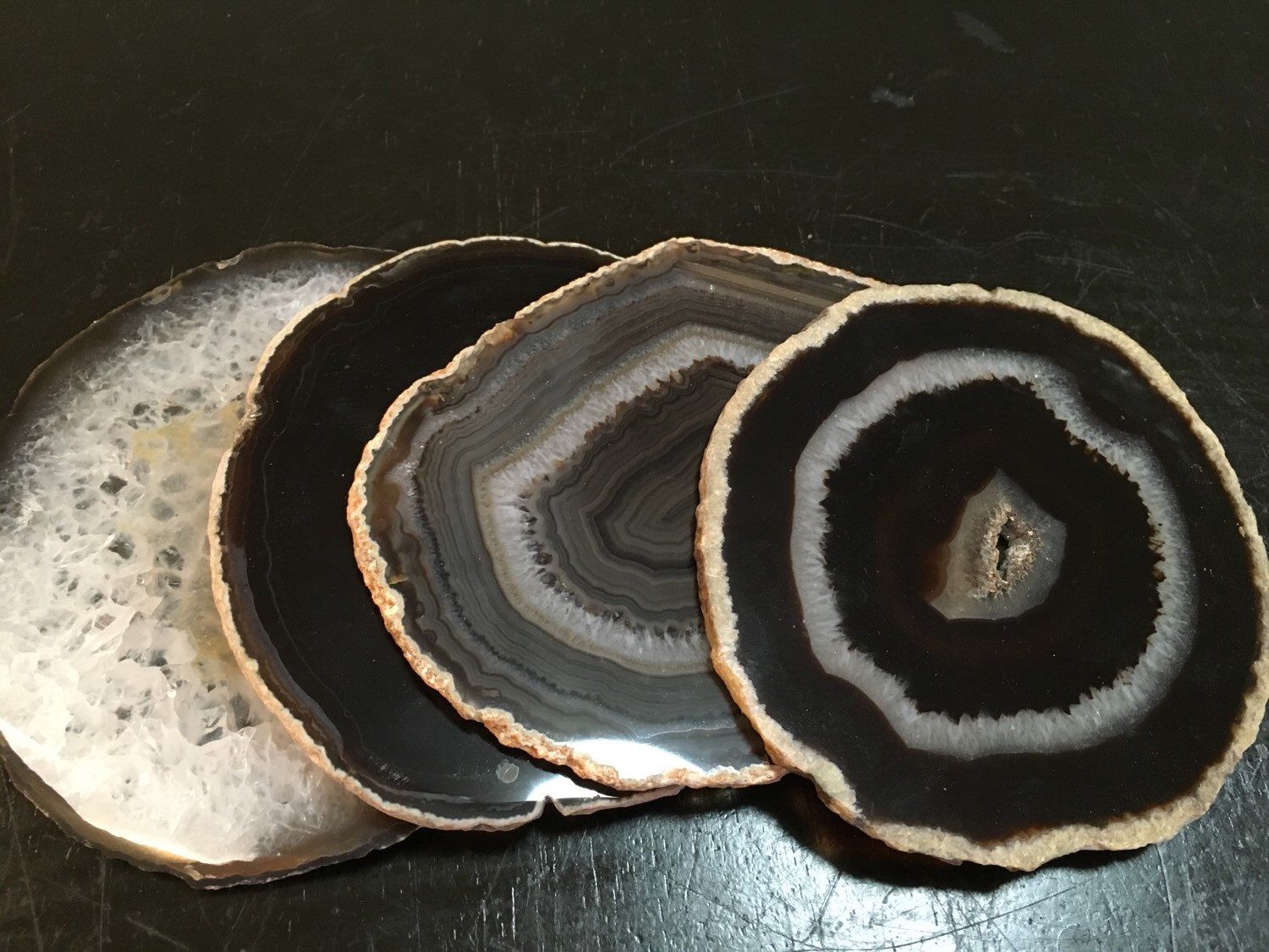 Black Agate Coasters Set Of 4 Black Espresso Agate Coasters Etsy Agate Coasters Crystal Coasters Coaster Set