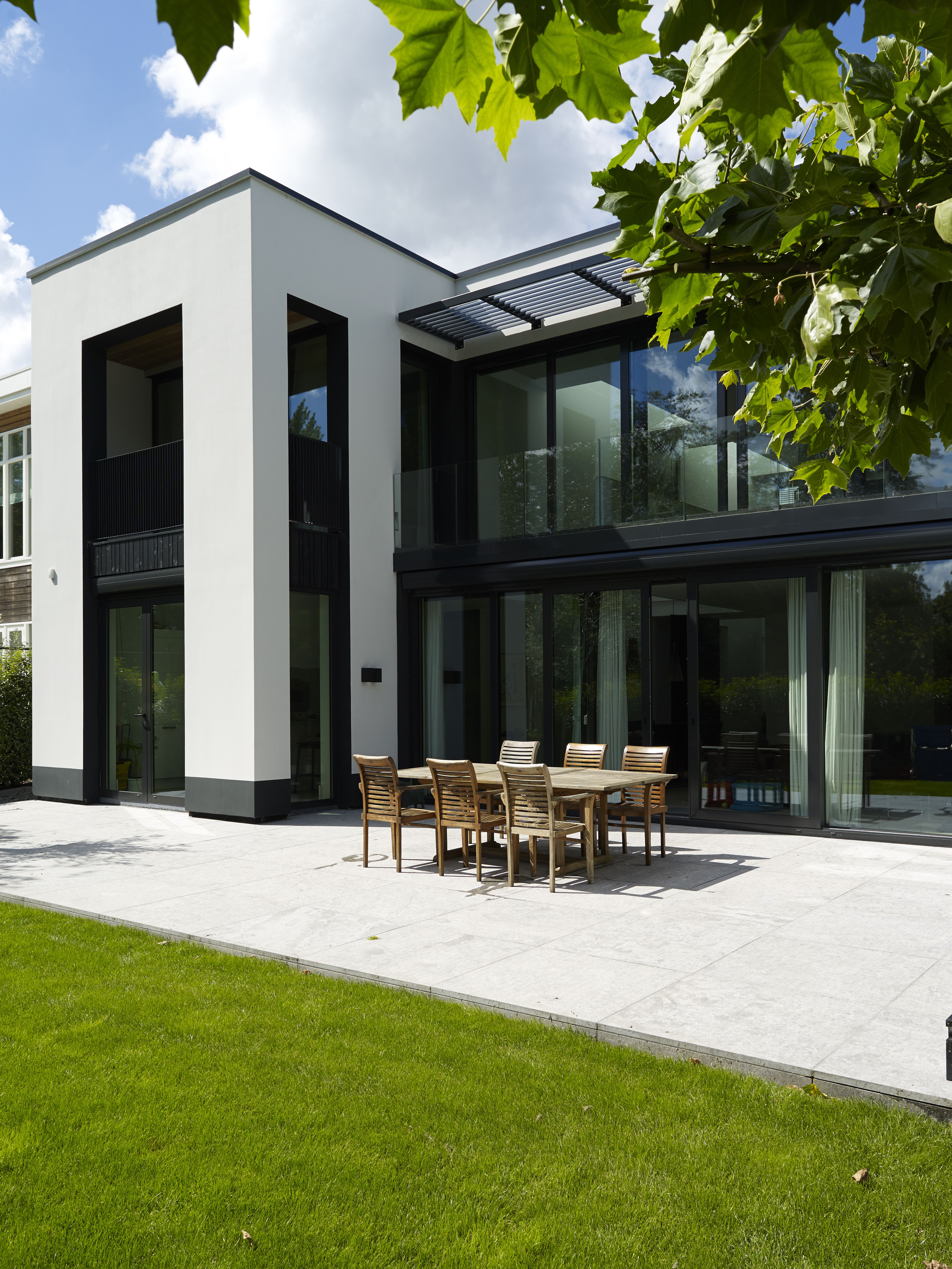 Split Level, House 2, Penthouse, Future House, Outdoor Spaces, Gardens, Mansions, Architecture, Inspo