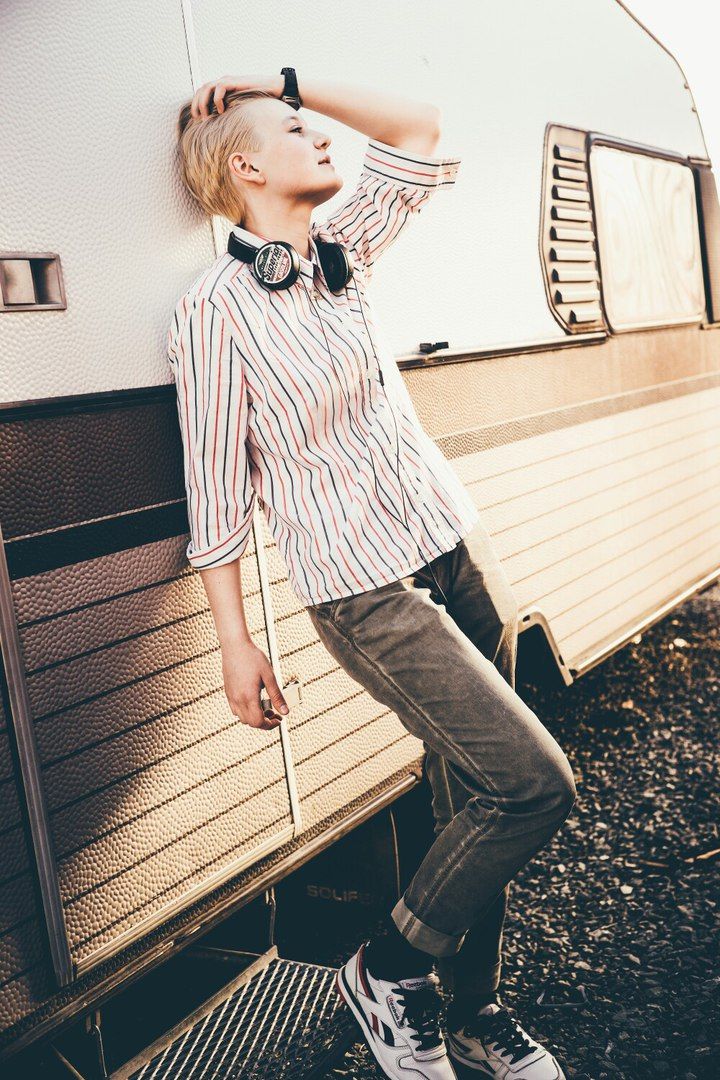 Awesomenesstv frottír a tomboy társkereső