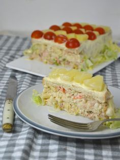 Pastel Frío De Atún Piña Y Surimi Con Pan De Molde Fácilisimo Pastel Fria Pastel De Pescado Recetas De Comida