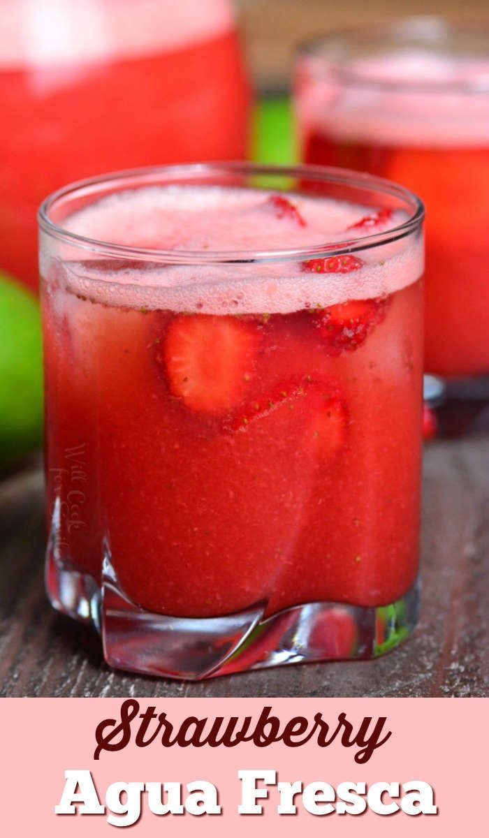 Strawberry Agua Fresca. A perfect summer drink with refreshing blend of strawberries, water, sugar, and lime juice is a great light alternative to juices and sodas. #drink #strawberry #aguafresca #summerdrink Strawberry Agua Fresca Recipe, Strawberry Water, Strawberry Drinks, Fruit Drinks, Non Alcoholic Drinks, Fresca Drinks, Healthy Drinks, Fruit Water, Drinks Alcohol