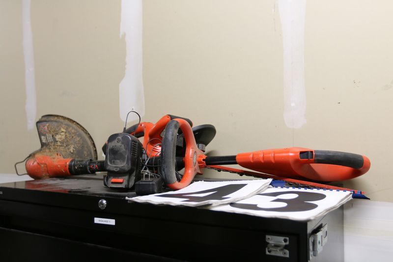 black and decker battery powered fan black and decker battery powered fan
