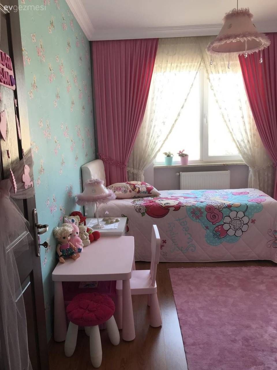 Eskinin ve yeninin tam arasında bir zamanda. Zeynep hanımın evi.. - 6