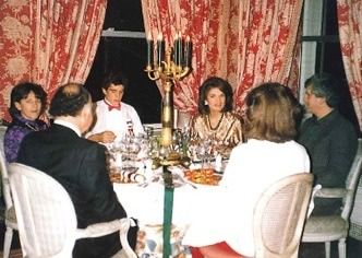 One Of Jackie S Famous Christmas Parties At Her 1040 Apartment In One Of Jackie S Famous Christmas Parties At Her 1040 Apartment In Nyc The Guest Shown Are Maurice Marta John Ed And Caroline